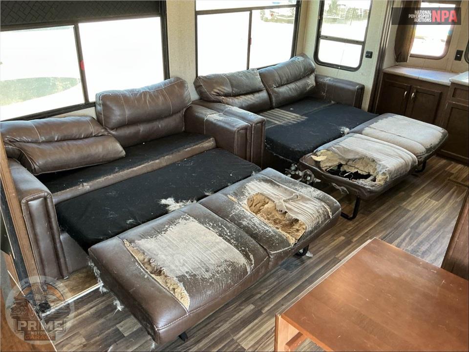 2017 Keystone Rv M-391 BHTS - RETREAT DESTINATION SERIES — фото 15