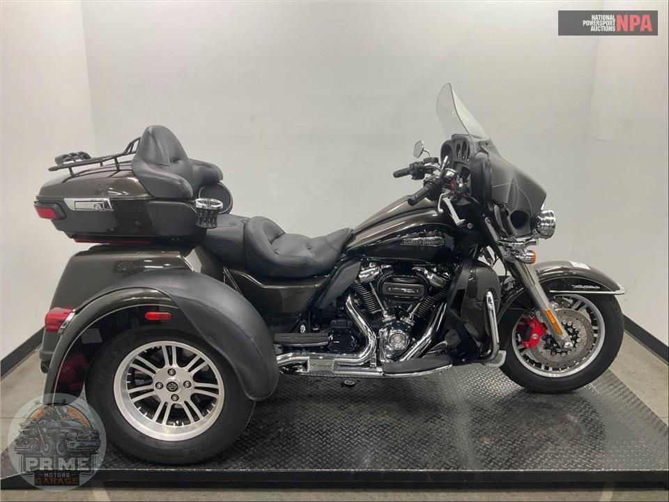 2020 Harley-Davidson FLHTCUTG TRI GLIDE ULTRA — фото 1