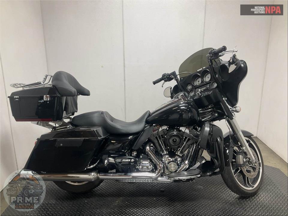 2011 Harley-Davidson FLHX STREET GLIDE — фото 1