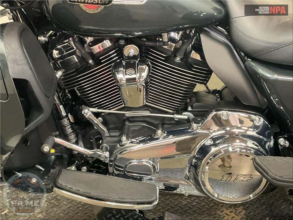 2025 Harley-Davidson FLHTCUTG TRI GLIDE ULTRA CLASSIC — фото 7