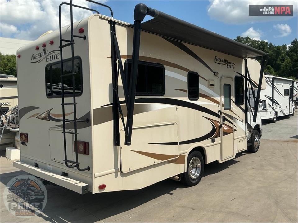 2016 Thor Motor Coach M-23H FORD E450-V10 - FREEDOM ELITE SERIES — фото 4