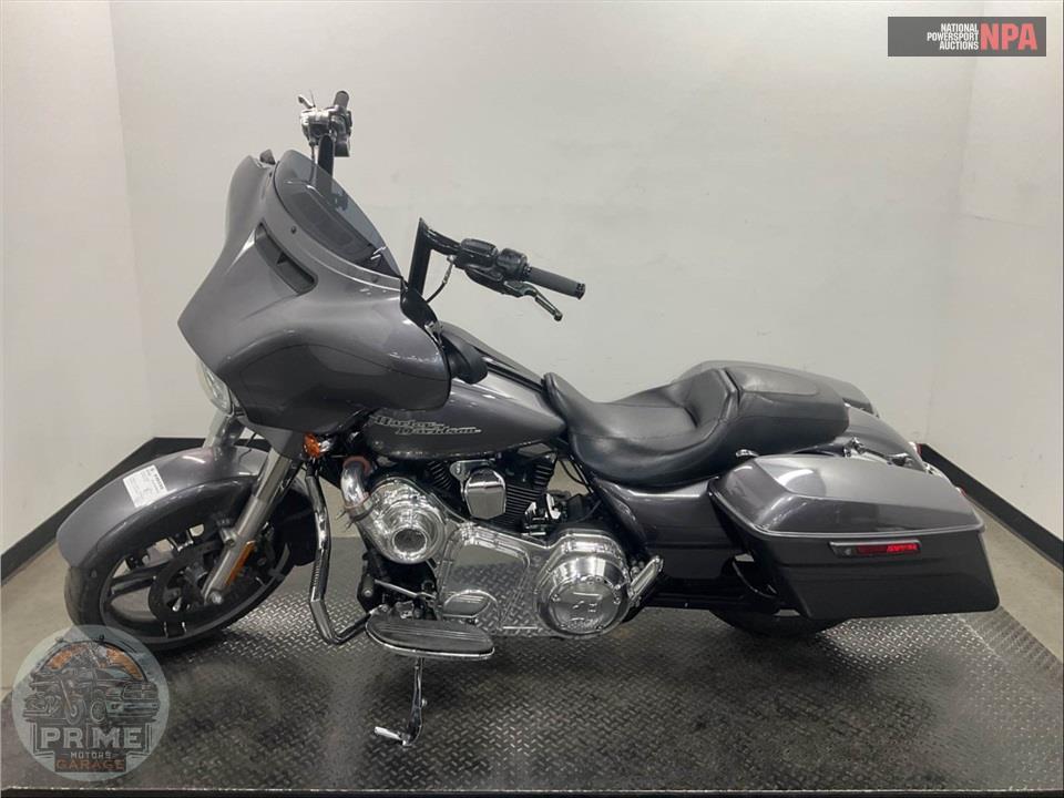 2014 Harley-Davidson FLHXS STREET GLIDE — фото 3