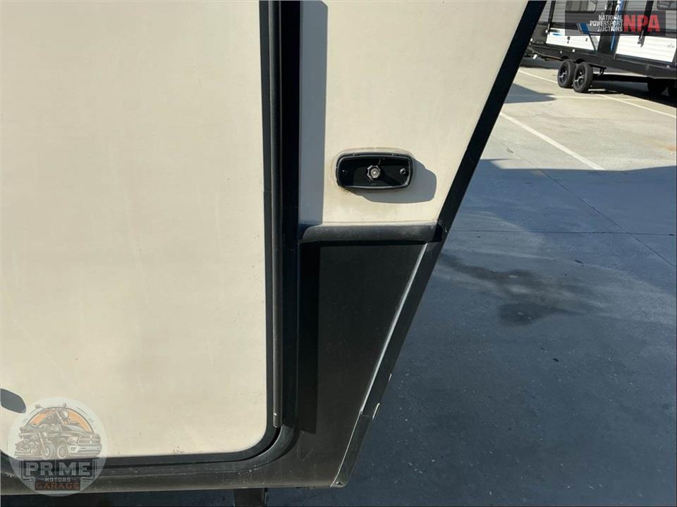 2017 Keystone Rv M-370 BR - MONTANA HIGH COUNTRY FIFTH WHEEL SERIES — фото 45