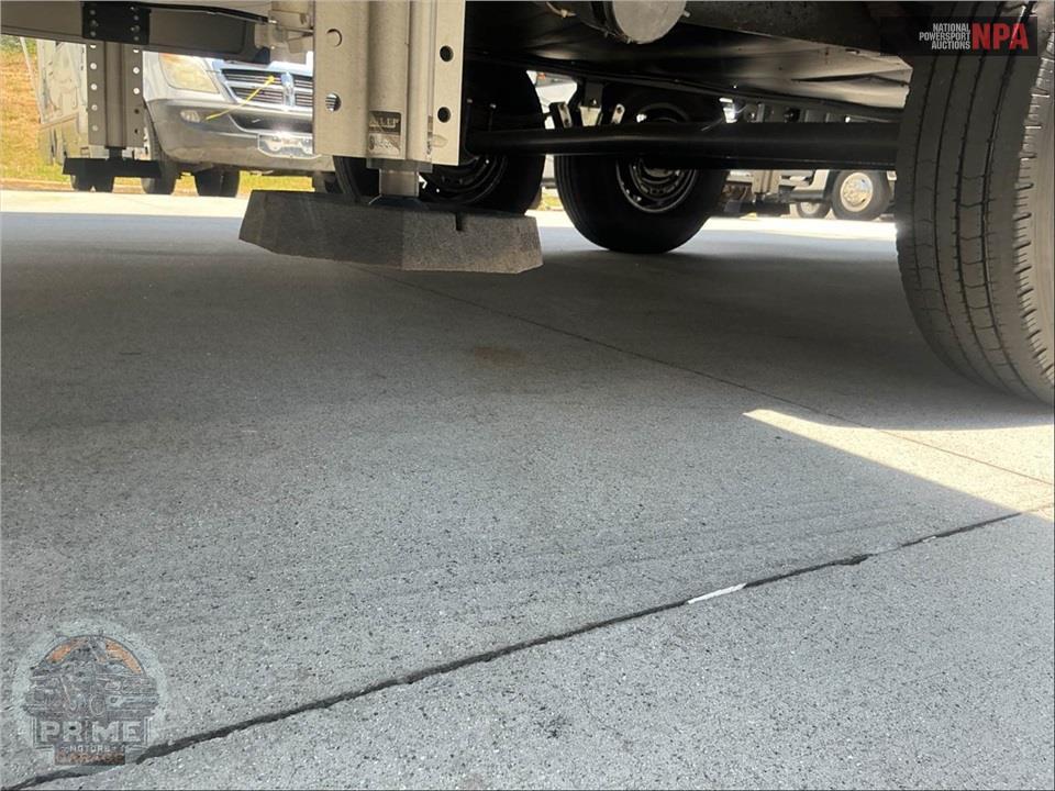 2024 Alliance Rv M-36V11 - VALOR FIFTH WHEEL SERIES — фото 47