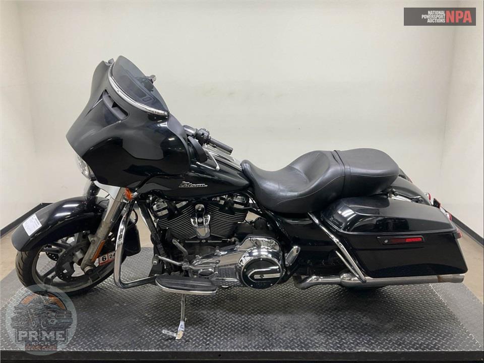 2019 Harley-Davidson FLHX STREET GLIDE — фото 3
