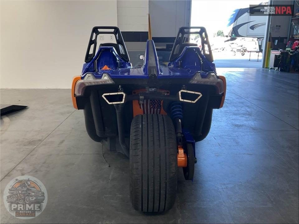2021 Polaris SLINGSHOT R AUTODRIVE — фото 4