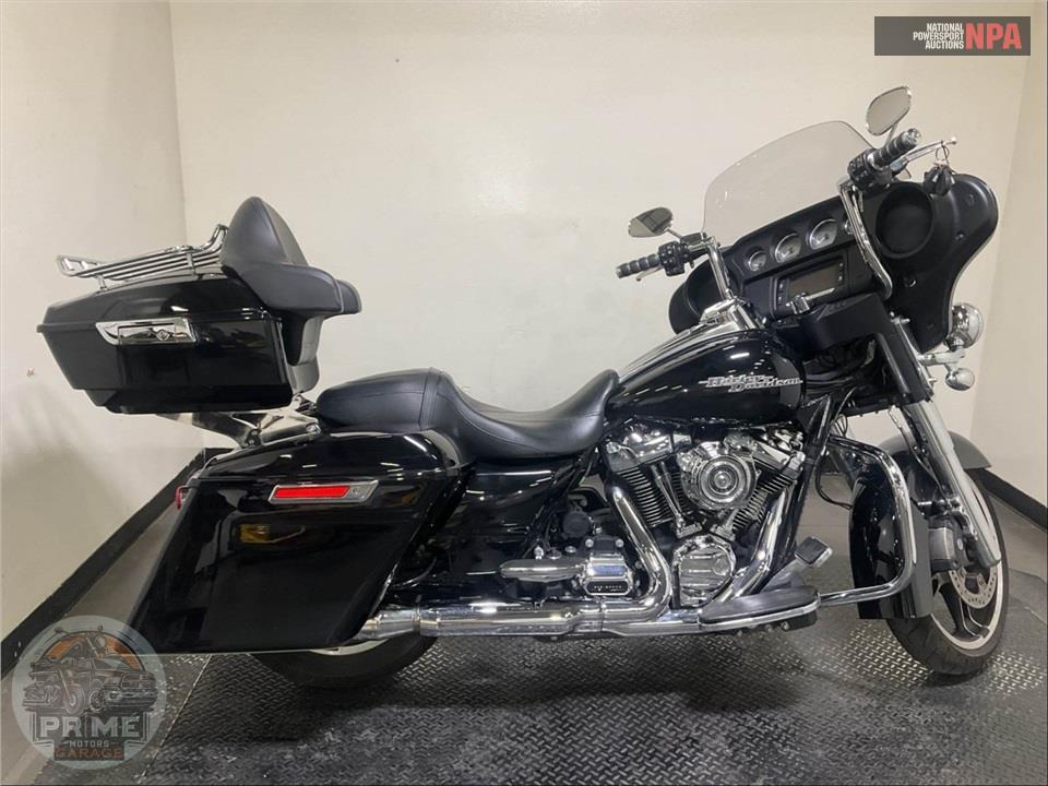 2018 Harley-Davidson FLHX STREET GLIDE — фото 1