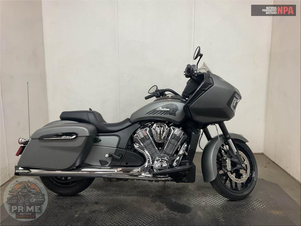 2024 Indian Motorcycle CHALLENGER (SMOKE) — фото 1