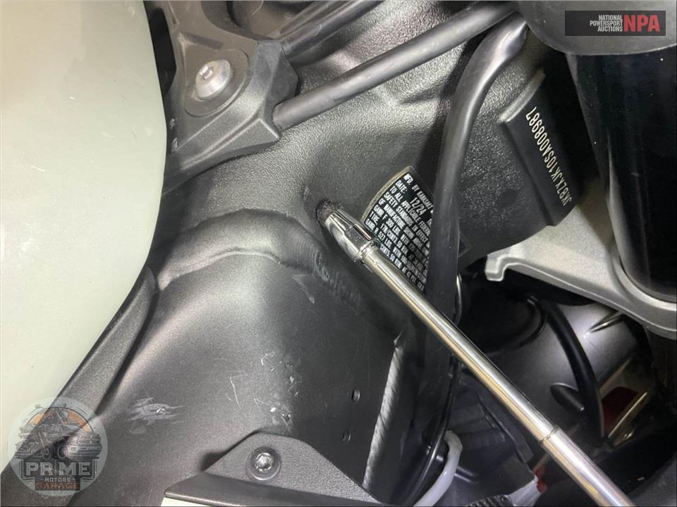 2025 Kawasaki ZX636KSFAL NINJA ZX-6R — фото 18