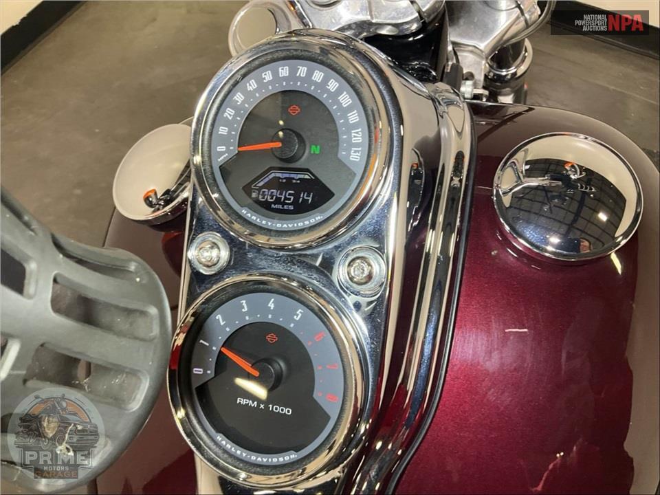 2019 Harley-Davidson FXLR LOW RIDER — фото 5