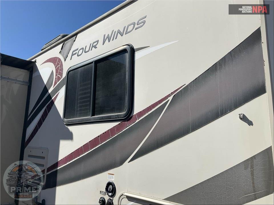 2019 Thor Motor Coach M-28Z E450-V10 - FOUR WINDS SERIES — фото 53