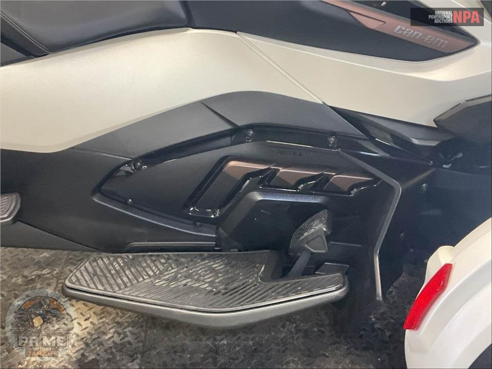 2024 Can-Am SPYDER RT SEA-TO-SKY — фото 6