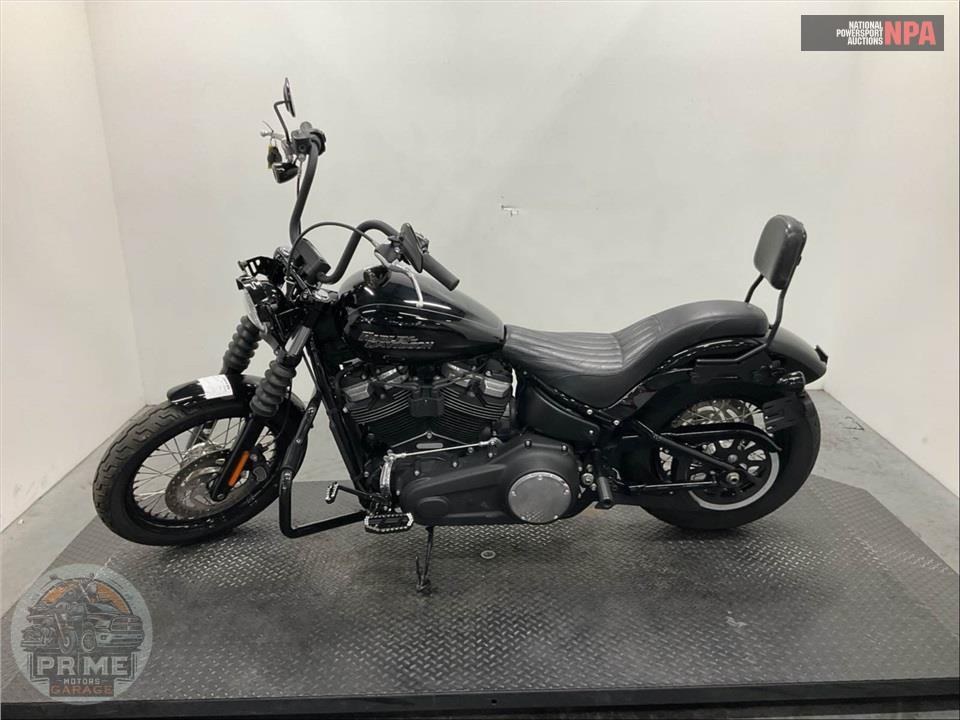2018 Harley-Davidson FXBB STREET BOB — фото 3