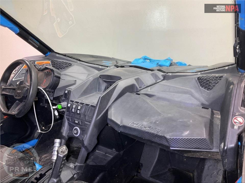 2019 Can-Am MAVERICK X3 X RC TURBO R — фото 8