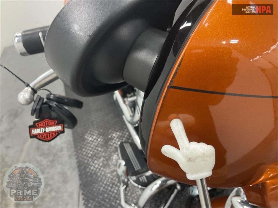 2015 Harley-Davidson FLHXS STREET GLIDE SPECIAL — фото 15
