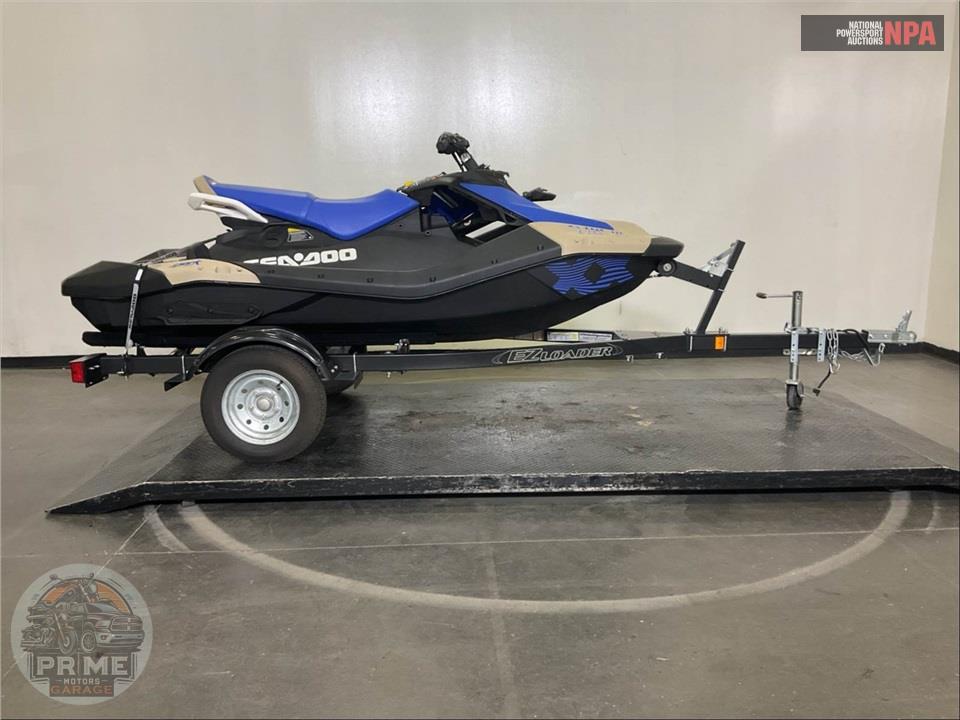 2025 Seadoo/Brp SPARK 3UP TRIXX — фото 1