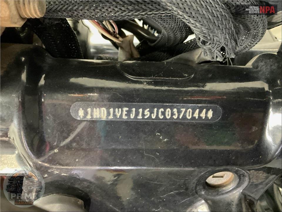 2018 Harley-Davidson FXBR BREAKOUT — фото 44