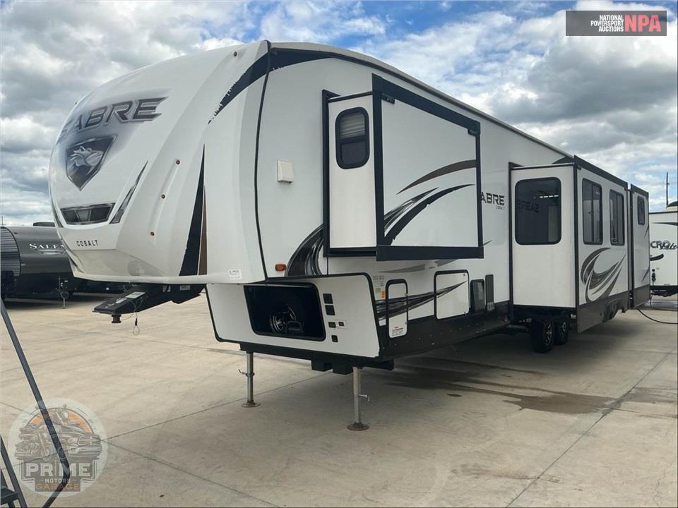 2021 Sabre By Forest River M-38DBQ - FIFTH WHEEL SERIES — фото 2