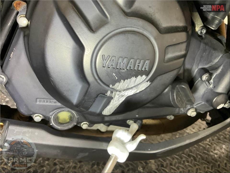2015 Yamaha YZF-R3 — фото 11