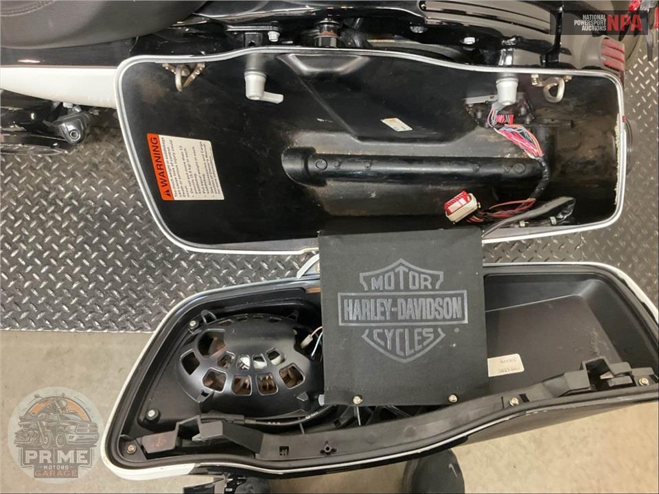 2020 Harley-Davidson FLHXS STREET GLIDE SPECIAL — фото 29