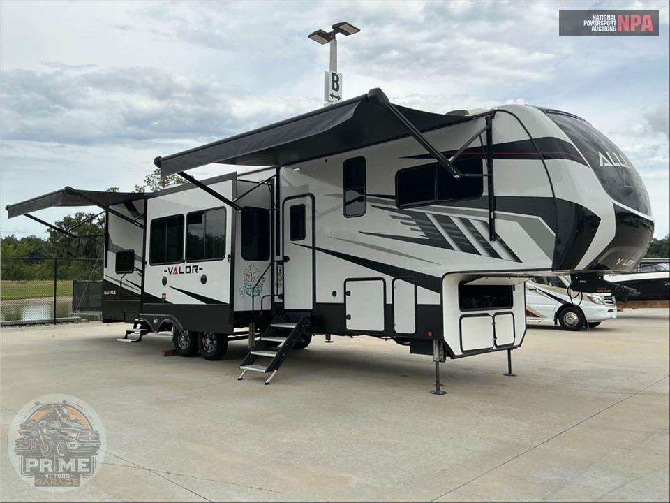 2023 Alliance Rv M-36V11 - VALOR FIFTH WHEEL SERIES — фото 1
