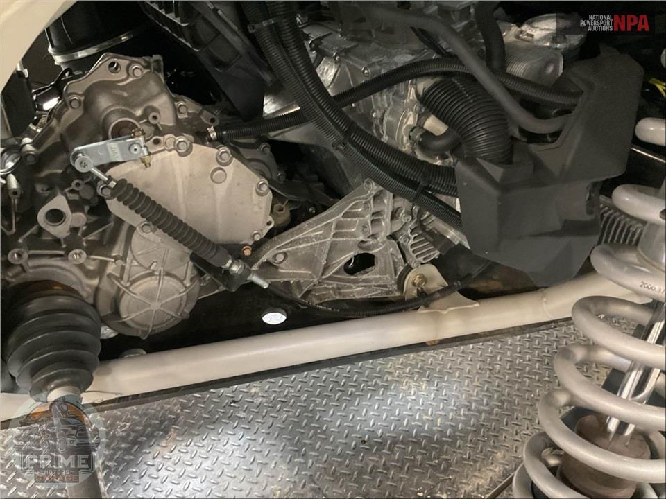 2021 Can-Am MAVERICK X3 X RC TURBO RR — фото 9