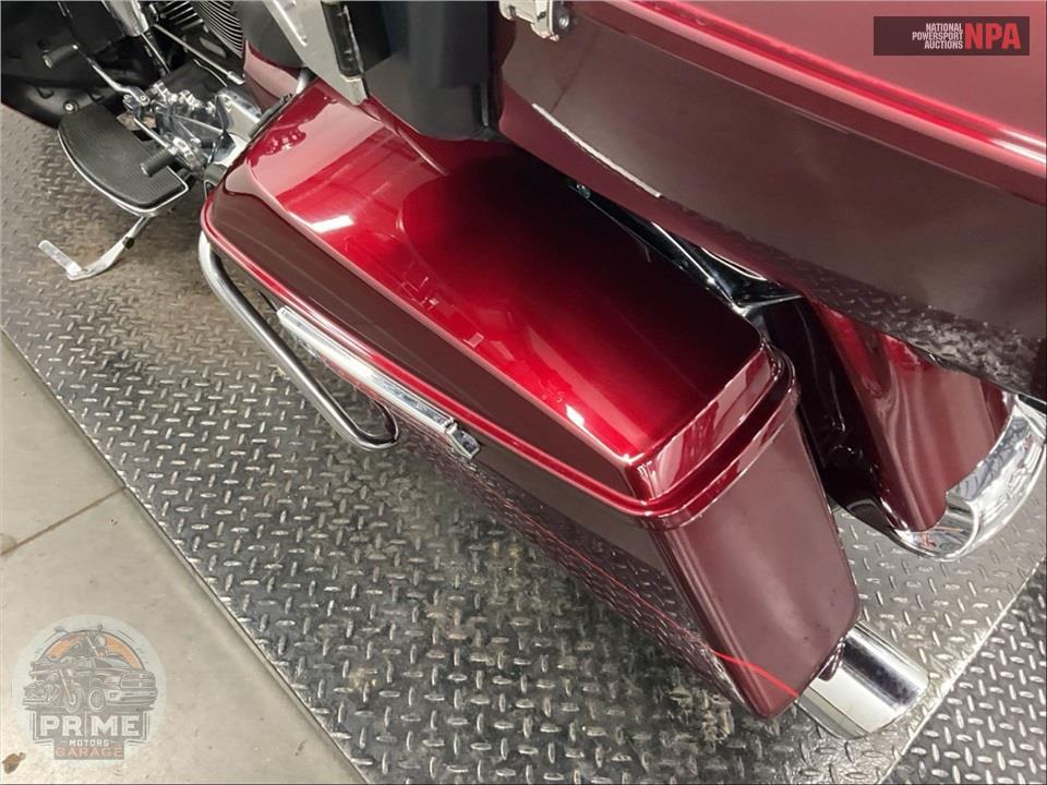 2017 Harley-Davidson FLHTK ULTRA LIMITED — фото 19