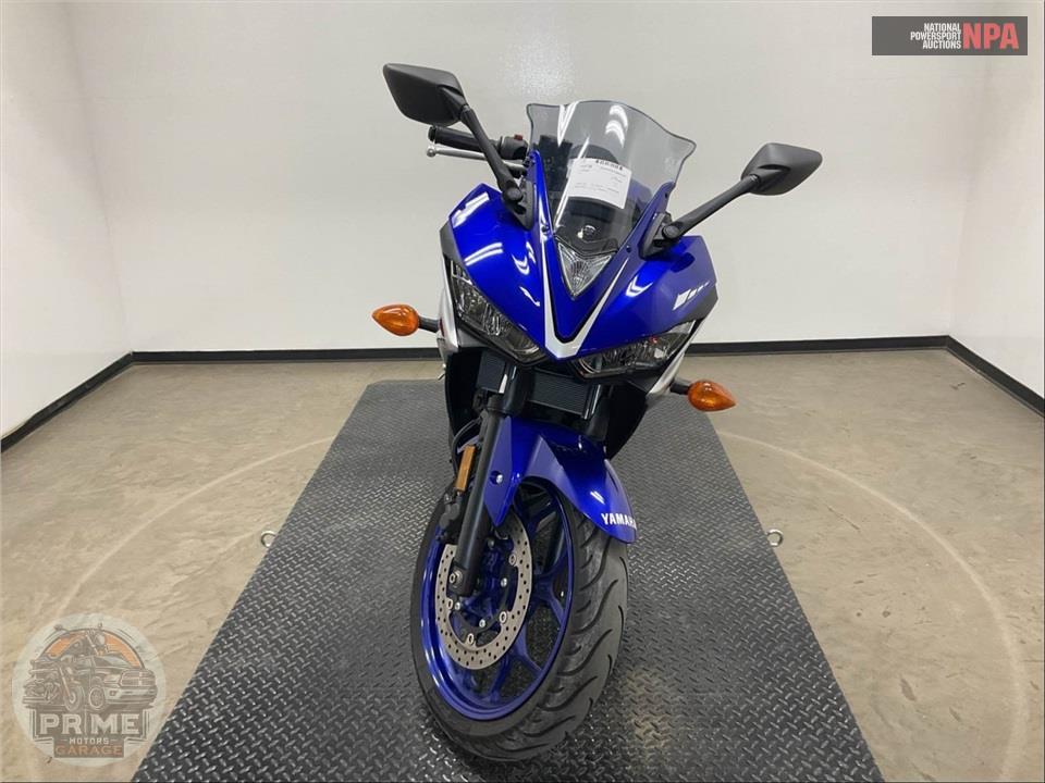 2016 Yamaha YZF-R3 — фото 2