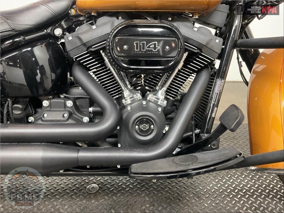 2023 Harley-Davidson FLHCS HERITAGE CLASSIC 114 — фото 6