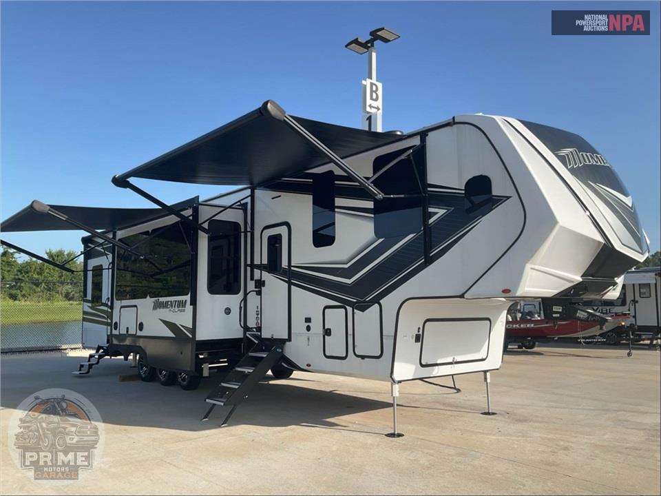 2024 Grand Design Recreational Vehicles M-395MS - MOMENTUM M-CLASS TOY HAULER TOY HAULER SERIES — фото 1