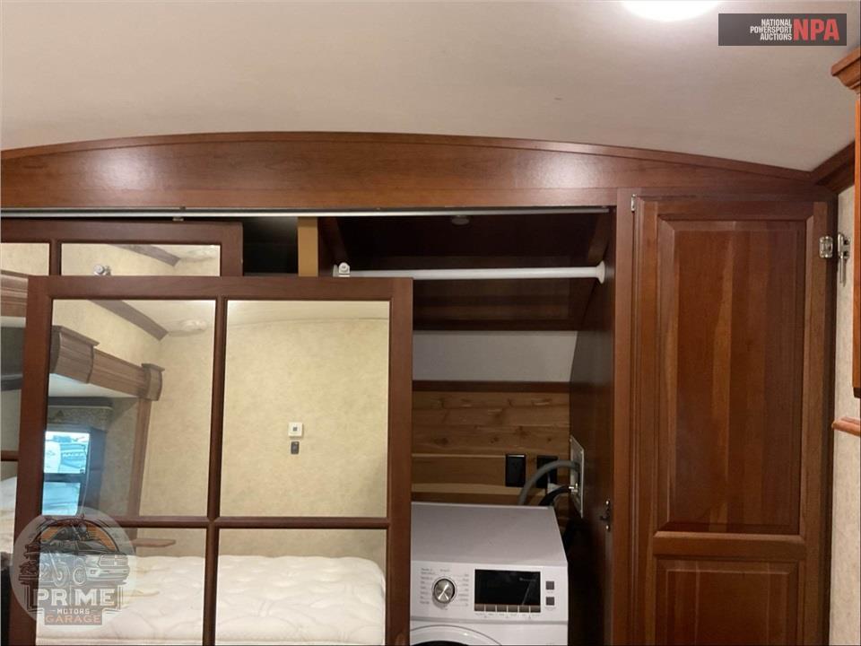 2014 Cardinal By Forest River M-3727RE - FIFTH WHEEL SERIES — фото 21