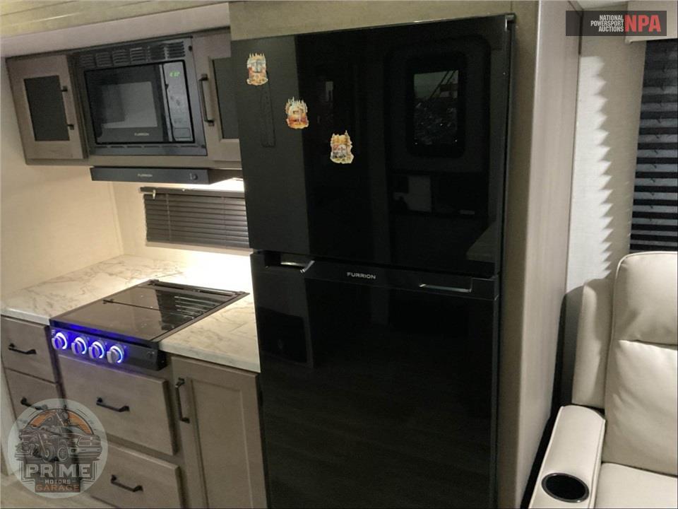 2024 Grand Design Recreational Vehicles M-240ML - TRANSCEND XPLOR SERIES — фото 15