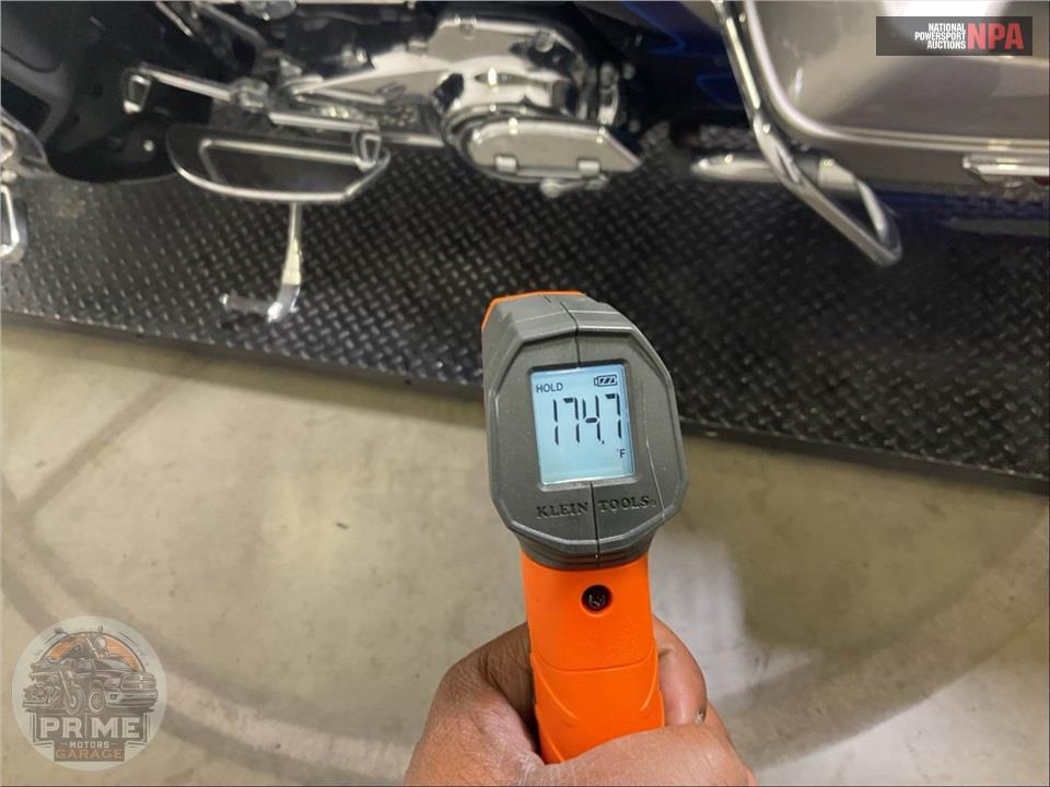 2017 Harley-Davidson FLHTKSE CVO ULTRA LIMITED — фото 8