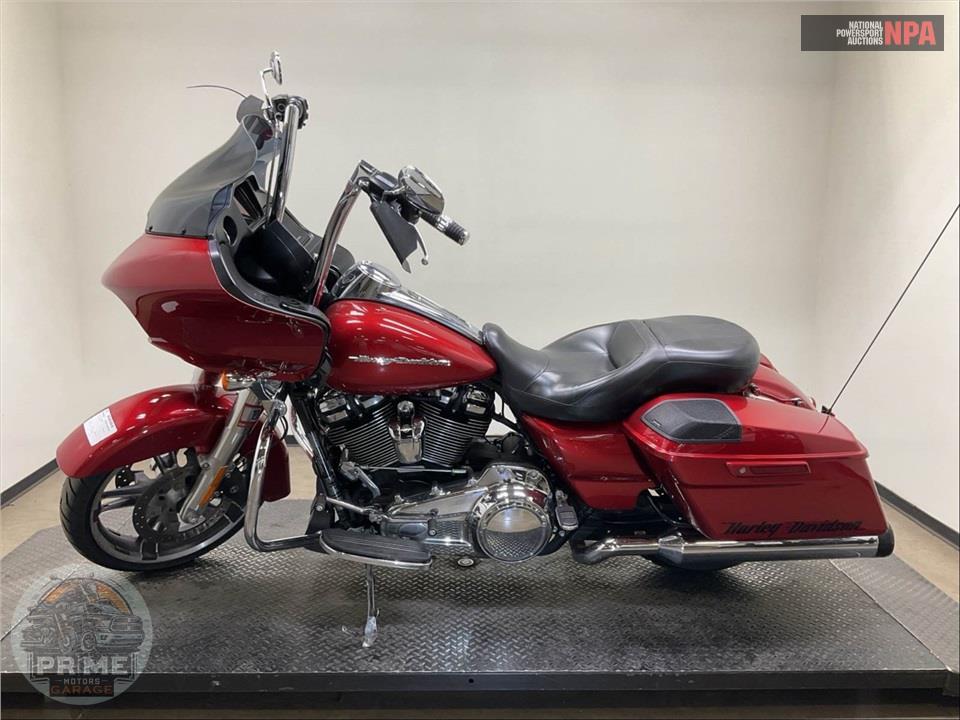 2019 Harley-Davidson FLTRX ROAD GLIDE — фото 3
