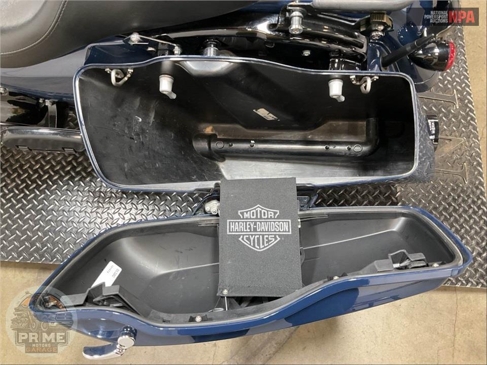 2019 Harley-Davidson FLHXS STREET GLIDE SPECIAL — фото 20