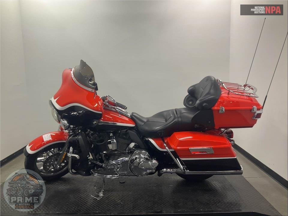 2012 Harley-Davidson FLHTCUSE7 SCREAMIN EAGLE — фото 3