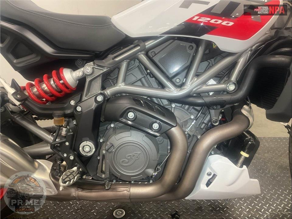 2023 Indian Motorcycle FTR S (TWO TONE) — фото 7