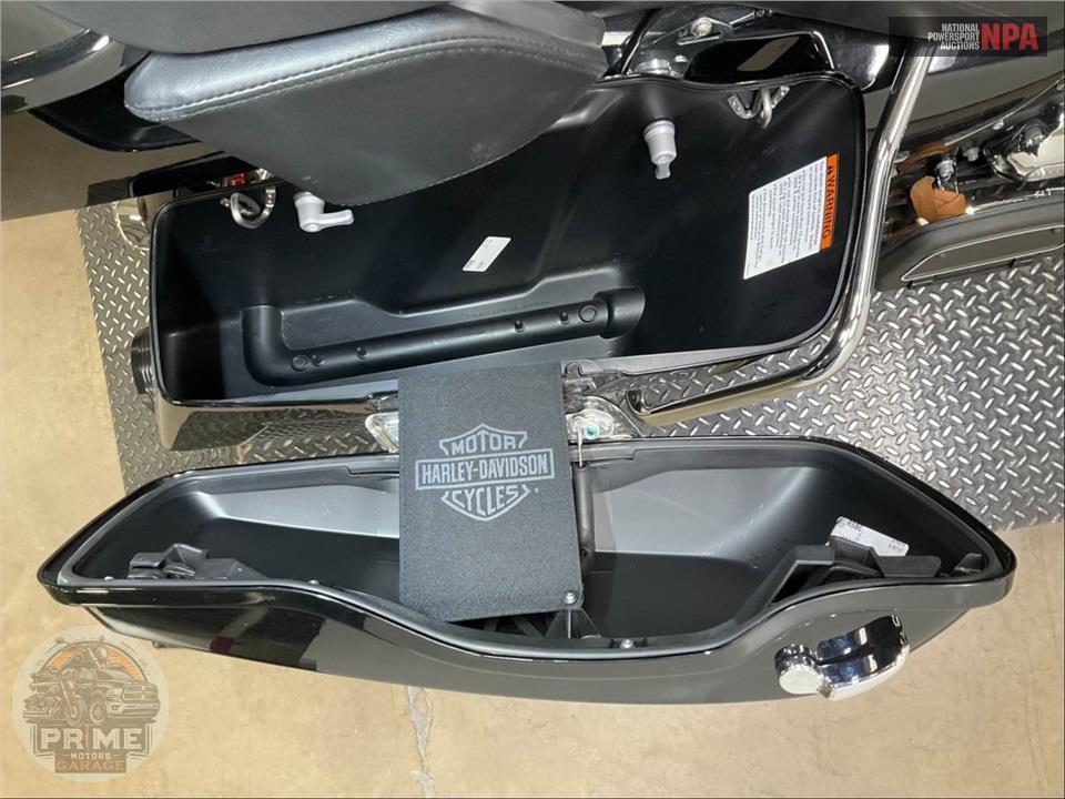 2019 Harley-Davidson FLHTK ULTRA LIMITED — фото 19