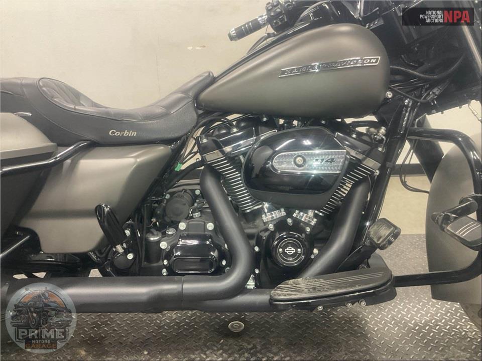 2019 Harley-Davidson FLHXS STREET GLIDE SPECIAL — фото 6
