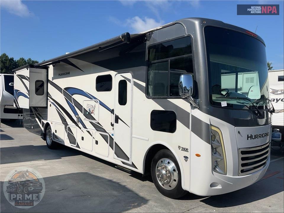 2023 Thor Motor Coach M-35M FORD - HURRICANE SERIES — фото 1