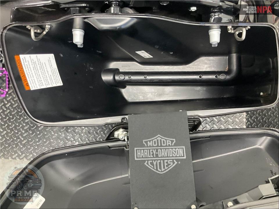 2021 Harley-Davidson FLHRXS ROAD KING SPECIAL — фото 18
