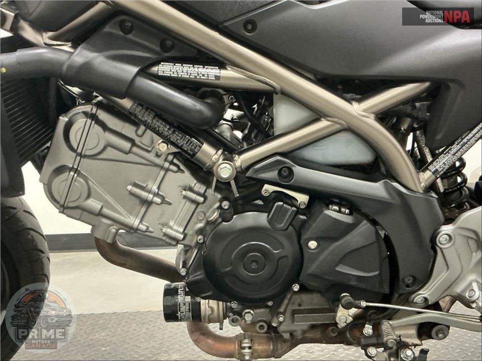 2022 Suzuki SV650 — фото 8