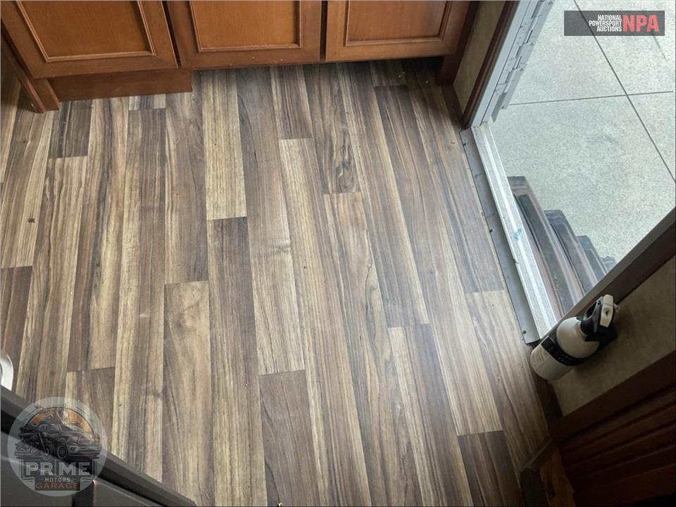 2017 Highland Ridge Rv M-376FBH - ROAMER FIFTH WHEEL SERIES — фото 31