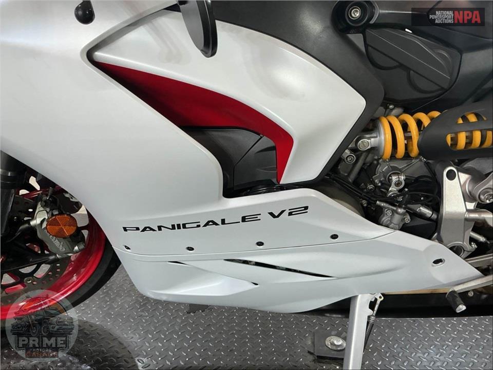 2021 Ducati PANIGALE V2 — фото 7