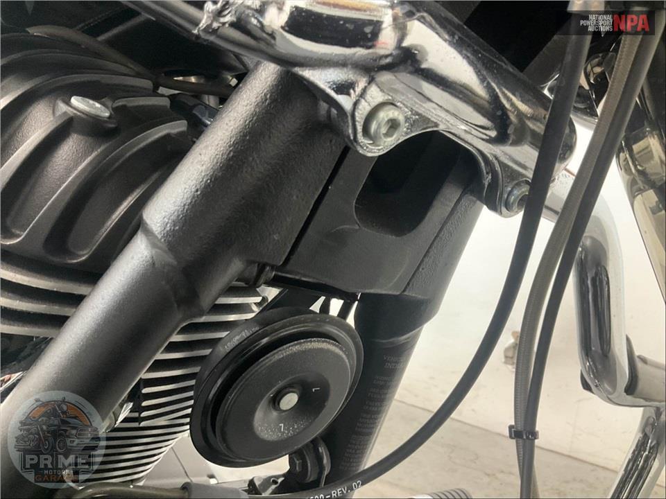 2022 Indian Motorcycle CHIEFTAIN — фото 11