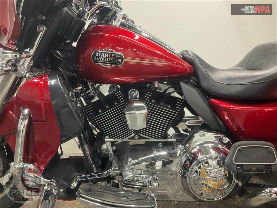 2013 Harley-Davidson FLHTCUTG TRIGLIDE UL CLSC — фото 7