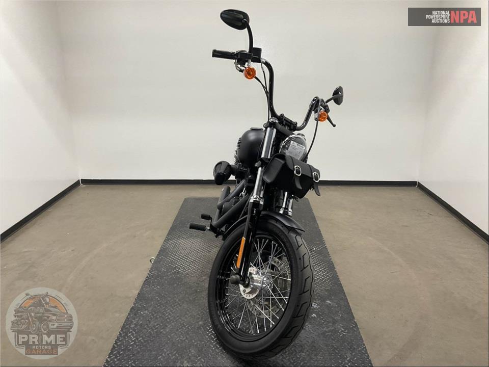 2017 Harley-Davidson FXDB STREET BOB — фото 2