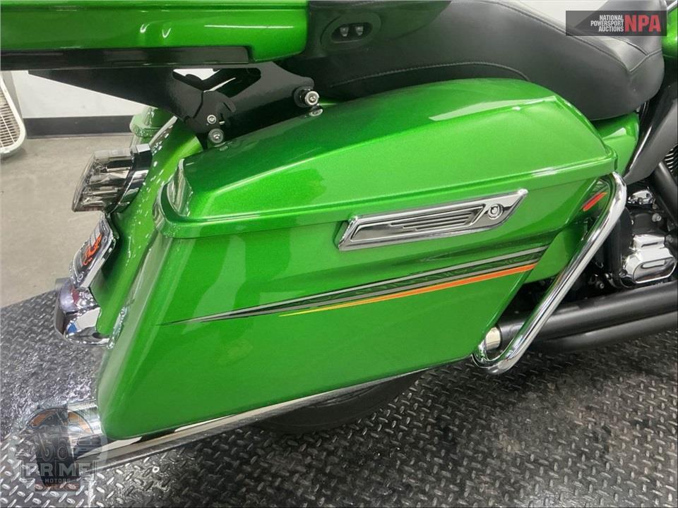 2015 Harley-Davidson FLHTKL ULTRA LIMITED LOW — фото 24