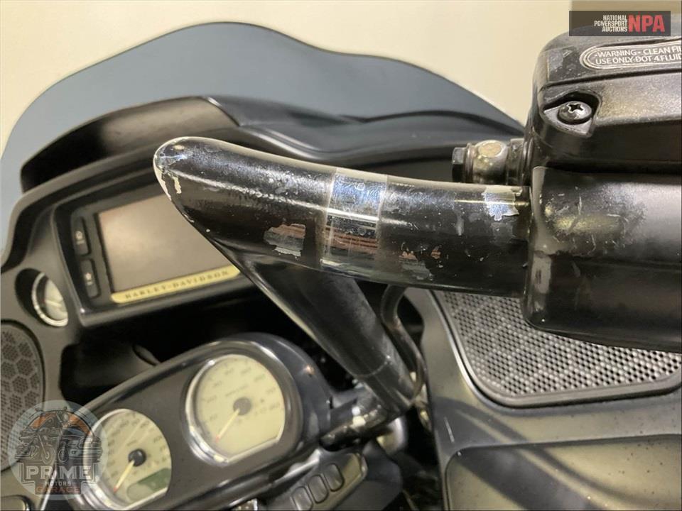 2018 Harley-Davidson FLTRX ROAD GLIDE — фото 59