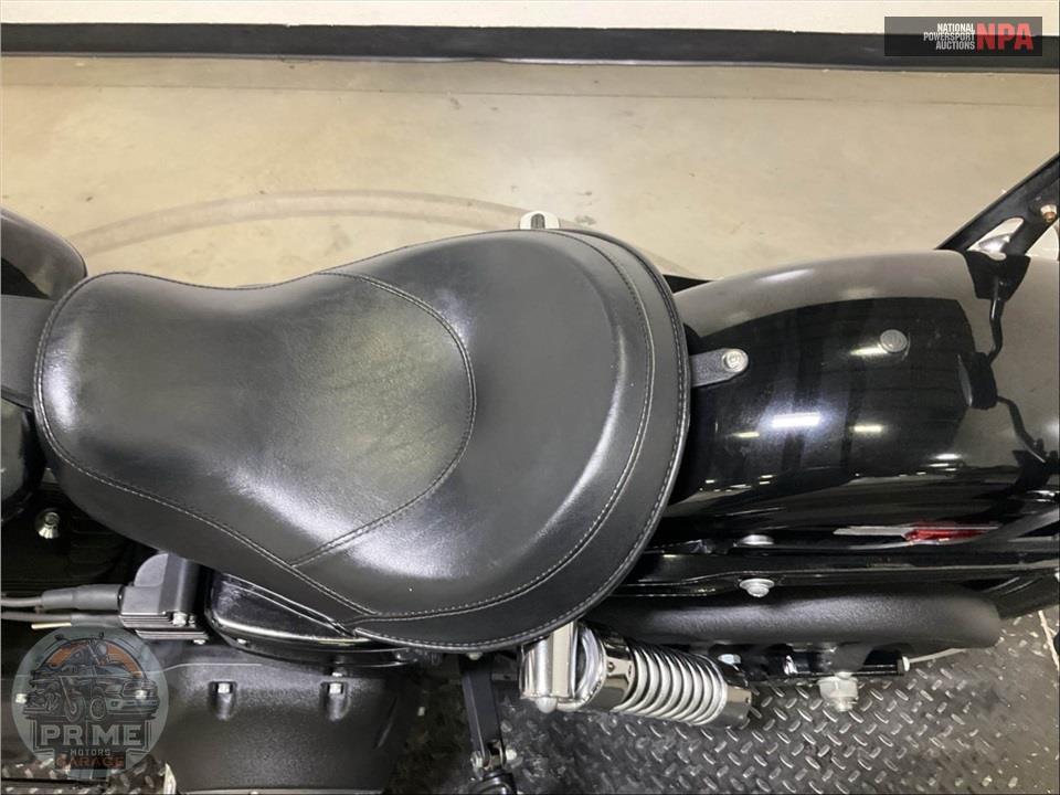 2017 Harley-Davidson FXDB STREET BOB — фото 26